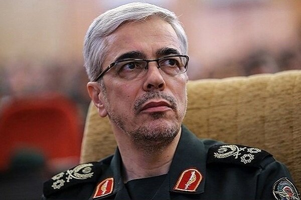 سرلشکر باقری از رئیس سازمان بسیج اصناف کشور قدردانی کرد