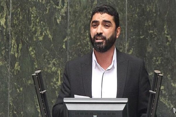 وزارت فرهنگ «ساماندهی مد و لباس» رادر دستور کار قرار دهد