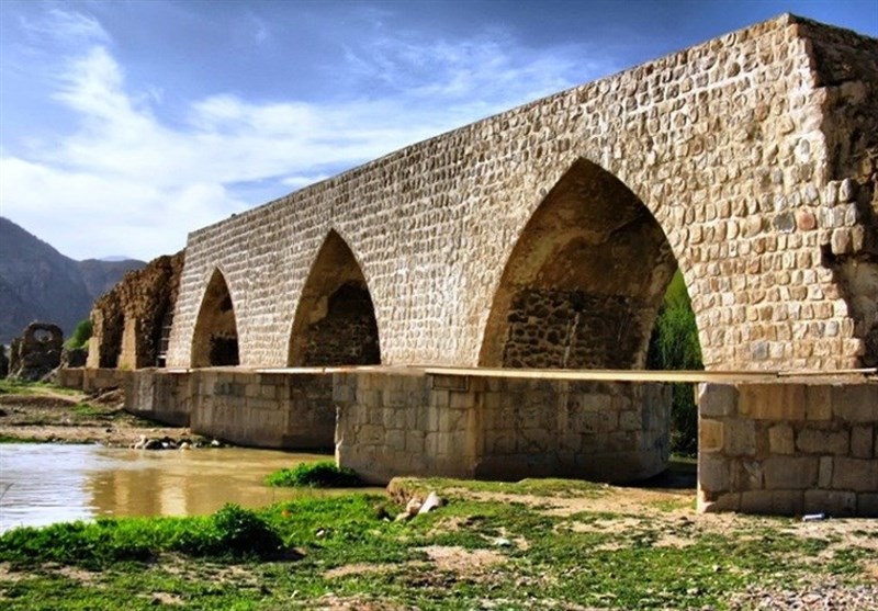 تعارض منافع دستگاه‌ها و کمبود بودجه، دو عامل اصلی محجور ماندن حوزه میراث فرهنگی ایران