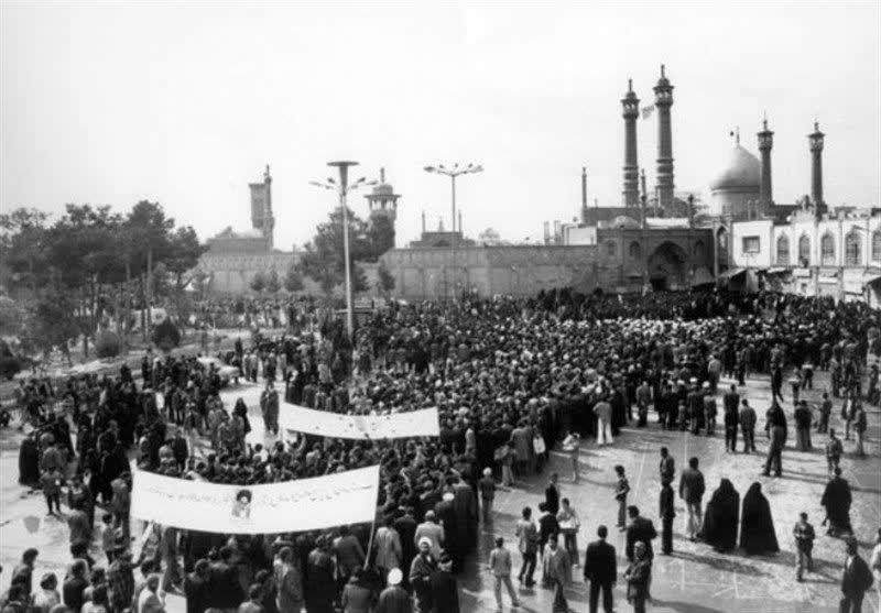 نوزدهم دی سرآغازی برای انقلاب