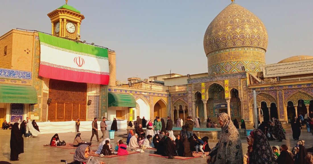 اعیاد شعبانیه و دهه فجر انقلاب اسلامی در قبله تهران