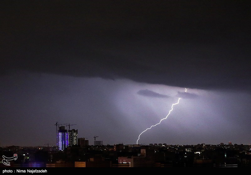 طوفان و صاعقه 81 مصدوم بر جای گذاشت/ فوت 9 نفر در حوادث جوی