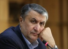 درخواست دانشجویان فیزیک از اسلامی درباره پایان همکاری‌ با آژانس