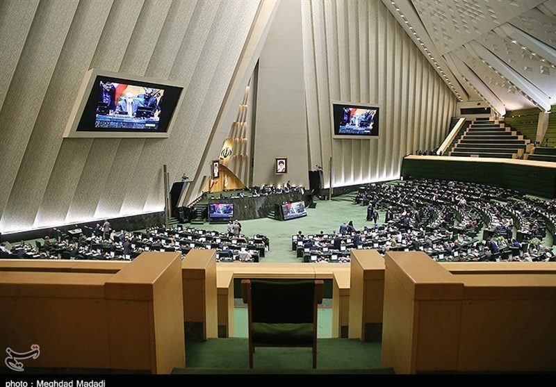 گزارش|از تذکر درباره گرانی‌ها تا درخواست نشان شجاعت برای سحر امامی