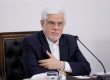 تأکید عارف بر جذب سرمایه‌گذاری خارجی برای تحقق برنامه هفتم توسعه