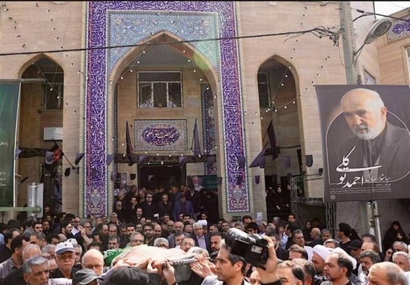 پیکر مرحوم احمد توکلی در تهران تشییع و خاکسپاری شد
