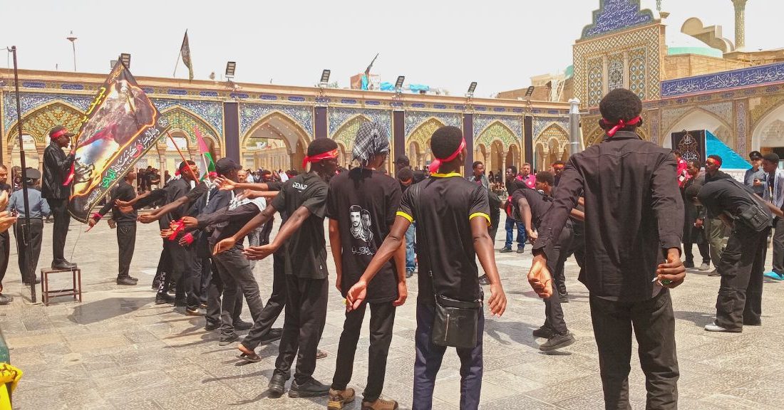 حال و هوای عاشورای حسینی در قبله تهران