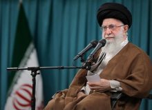 تسلیت امام خامنه‌ای در پی درگذشت استاد محمود فرشچیان و احمد توکلی