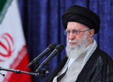 رهبر انقلاب: سپر پولادین اتحاد مردم و مسئولان و نیروهای مسلح نباید خدشه دار شود