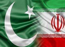 دیدار وزرای دفاع ایران و پاکستان در حاشیه سفر پزشکیان