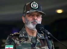 سرلشکر موسوی: لبخند دشمنان را محو می‌کنیم/ انتقاممان را از آمریکا می‌گیریم