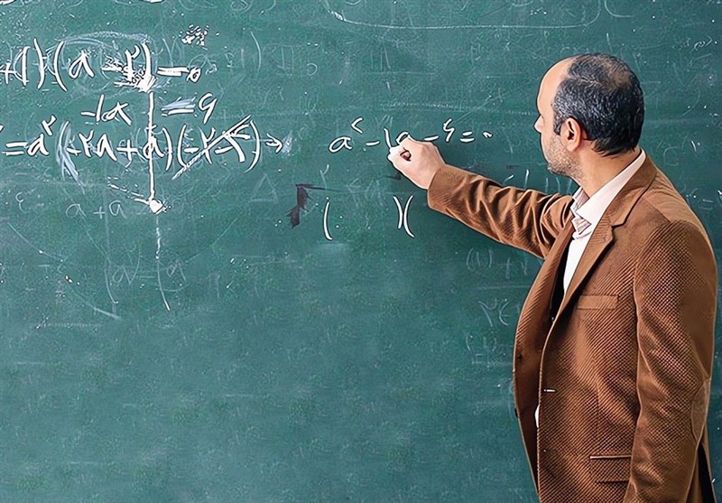 وضعیت استخدامی معلمان غیررسمی تا پایان مهر مشخص می‌شود