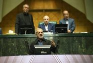 قالیباف: نشست مجلس با رئیس‌جمهور و همه کابینه دولت حول مسائل اقتصادی برگزار شد