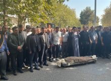 وداع دانشجویان دانشگاه تهران با هم‌دانشگاهی خود