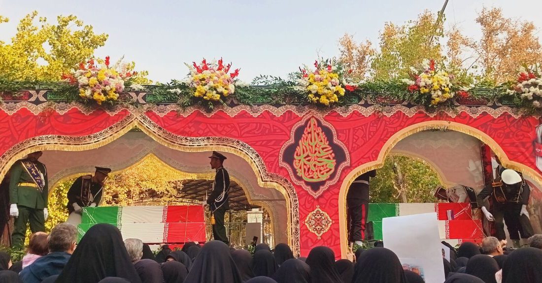 بدرقه لاله‌ها