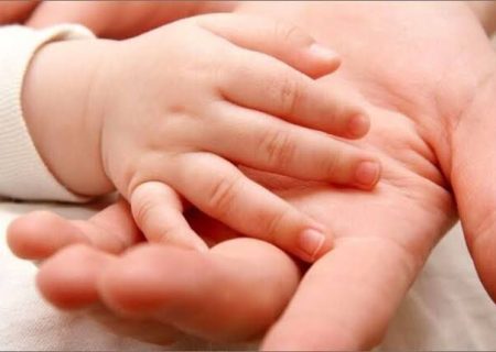 شفاعت‌کننده و استغفار کننده‌ای برای والدین